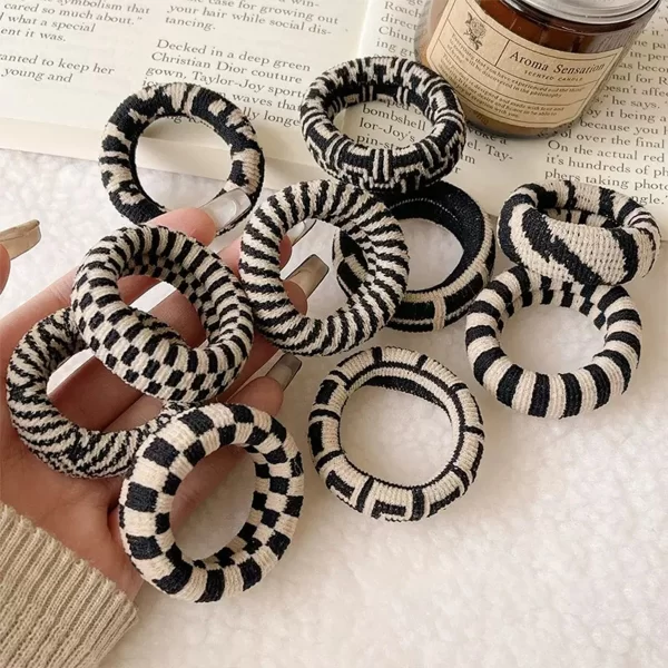 5 uds. Anillo para el cabello sin rastro a cuadros blanco y negro de alta elasticidad simple y versátil - AliExpress 200000297 - Image 5